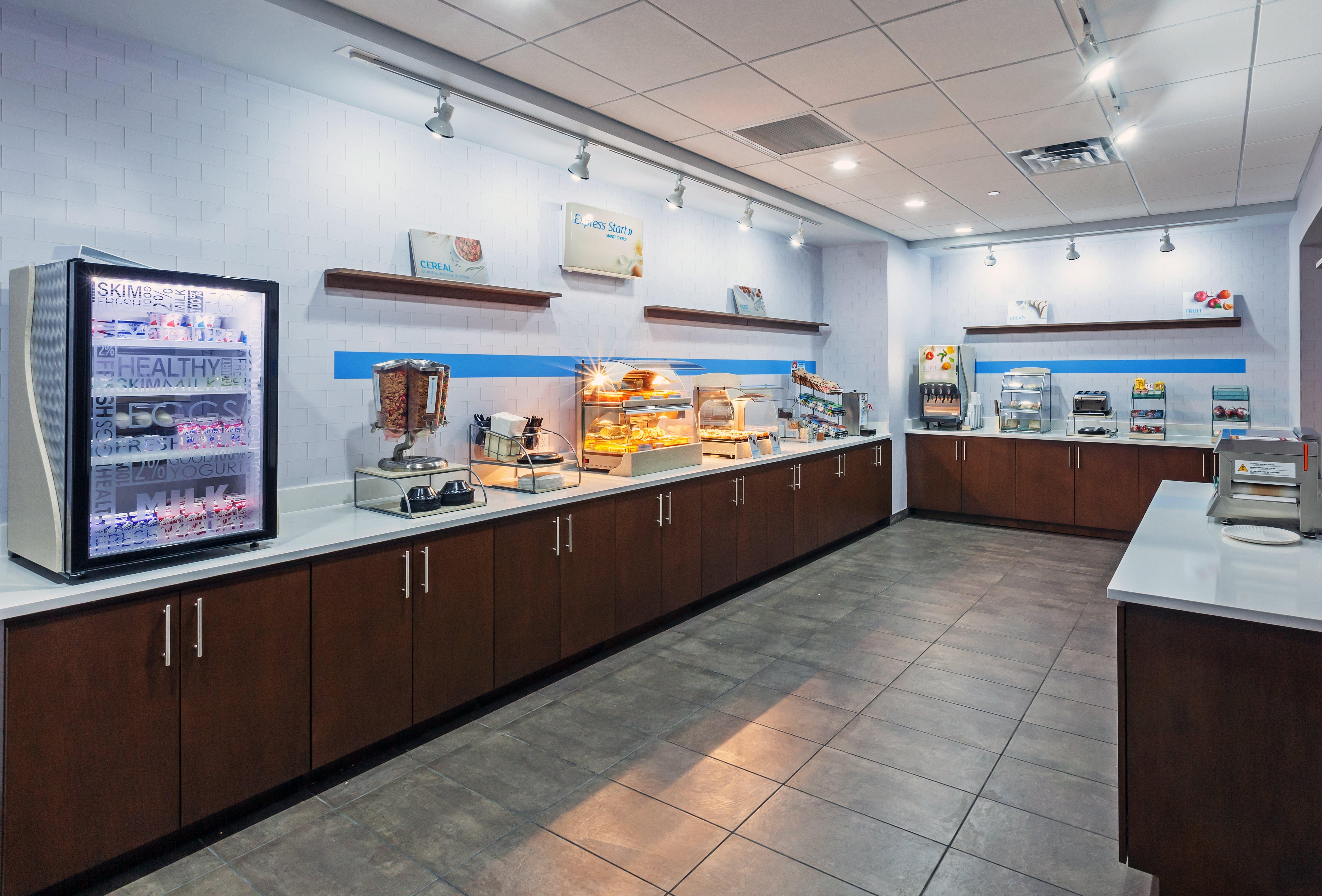 Holiday Inn Express & Suites - Coffeyville By Ihg Exterior photo
